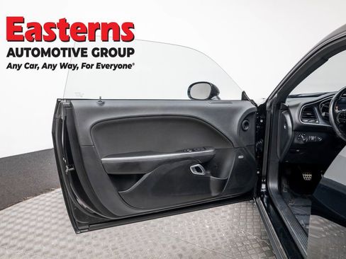 Used 2019 Dodge Challenger R/T Scat Pack RWD image 14