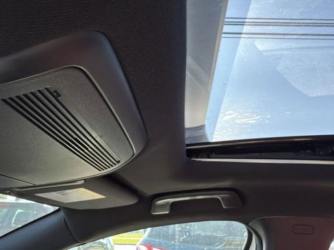 Used 2023 MAZDA MAZDA3 Premium Plus Hatchback 4D image 16