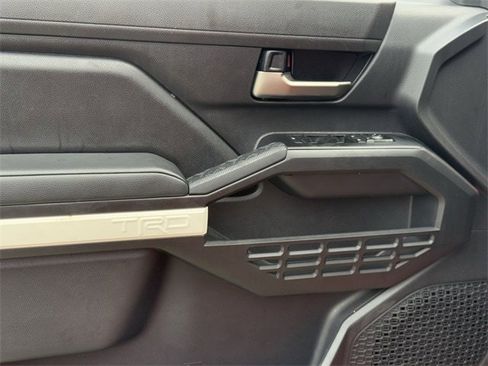 Used 2024 Toyota Tacoma TRD Off-Road image 25