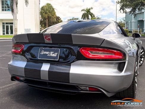 Used 2017 Dodge Viper GTS RWD image 55