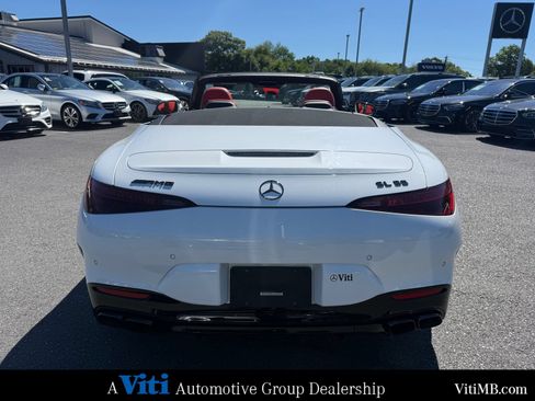 Certified 2022 Mercedes-Benz SL 55 AMG 4MATIC image 8