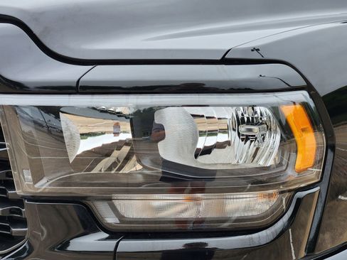 Used 2023 RAM 2500 Big Horn w/ Night Edition AWD/4WD image 7