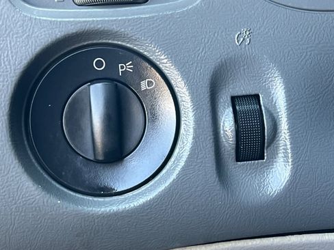 Used 2010 Ford Ranger XL image 29