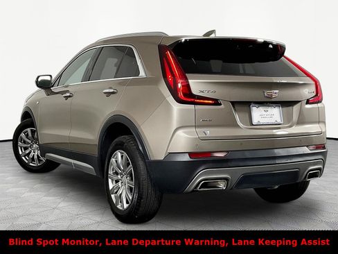 Used 2023 Cadillac XT4 Premium Luxury AWD/4WD image 4