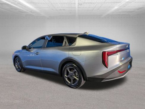 Used 2025 Kia K4 FWD image 7