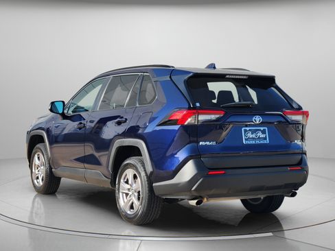 Used 2024 Toyota RAV4 XLE FWD image 3
