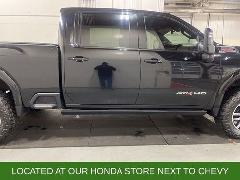 Used 2023 GMC Sierra 3500 AT4 w/ AT4 Premium Plus Package image 8