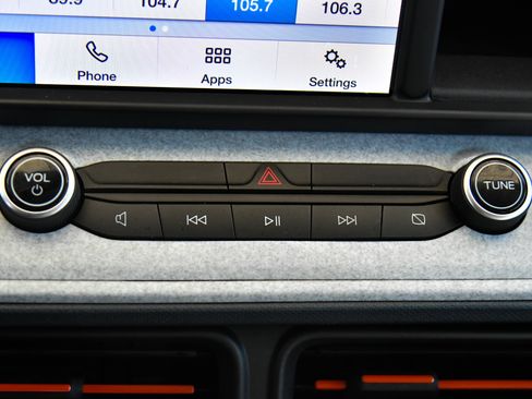 Used 2023 Ford Maverick XLT FWD image 25