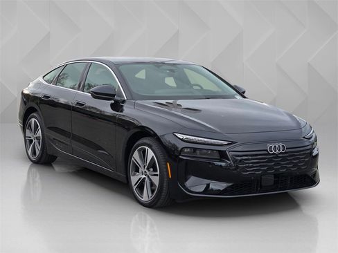 New 2025 Audi A6 e-tron Premium Plus image 8