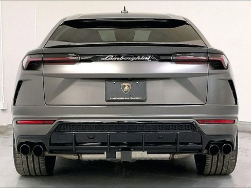 Used 2022 Lamborghini Urus image 5