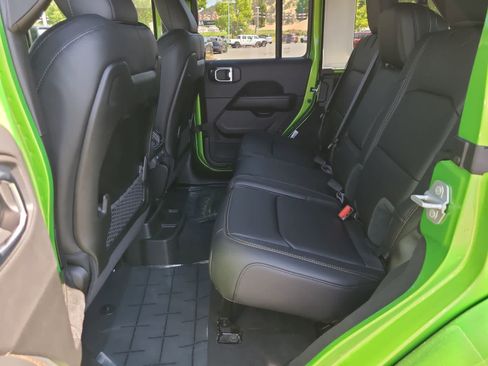 New 2025 Jeep Wrangler Unlimited Rubicon 392 image 21