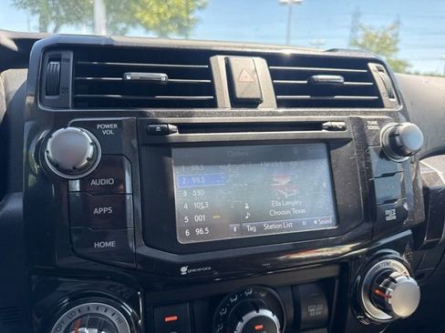Used 2019 Toyota 4Runner TRD Off-Road Premium AWD/4WD image 23