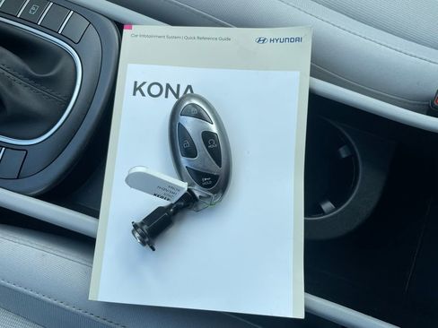 Used 2025 Hyundai Kona SEL image 43