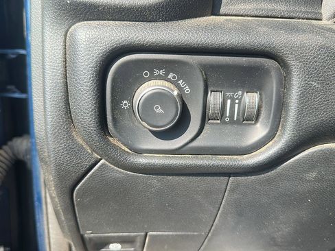 Used 2020 RAM 3500 Tradesman image 9