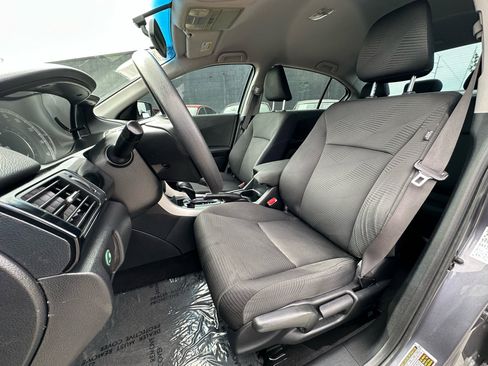 Used 2017 Honda Accord LX image 26