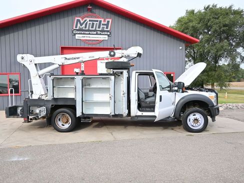 Used 2016 Ford F550 2WD Regular Cab Super Duty image 14
