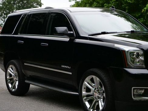 Used 2020 GMC Yukon Denali AWD/4WD image 38