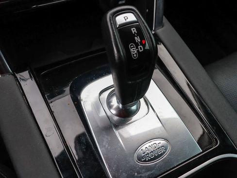 Used 2020 Land Rover Discovery Sport S image 20