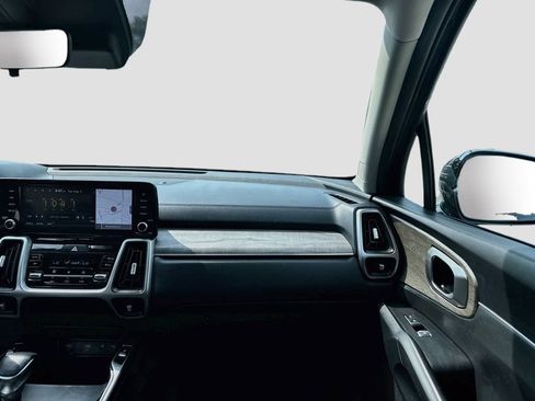 Certified 2022 Kia Sorento X-Line EX AWD/4WD image 27