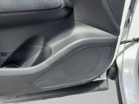 Used 2024 Hyundai Santa Cruz SE image 26