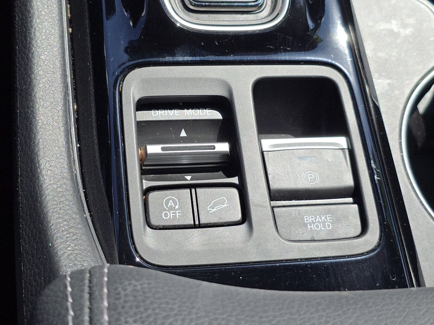 Used 2025 Honda Pilot EX-L image 33