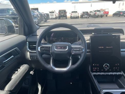 New 2027 GMC Terrain Elevation w/ Elevation Premium Package AWD/4WD image 14