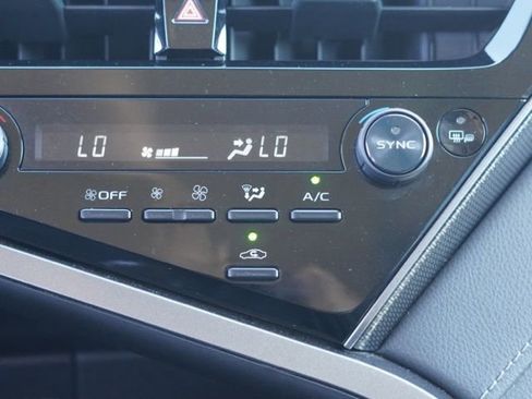 Used 2021 Toyota Camry XSE w/ Carpet Mat Package (TMS) FWD image 25