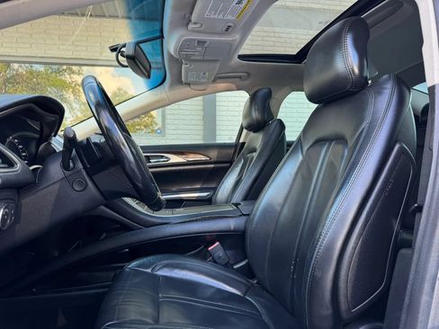 Used 2016 Lincoln MKZ w/ Equipment Group 200A Select FWD image 15