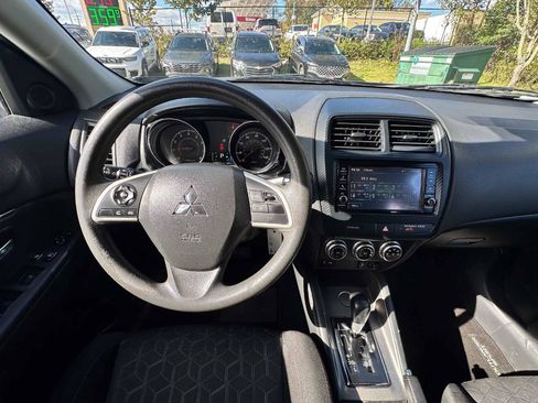 Used 2021 Mitsubishi Outlander Sport ES FWD image 15