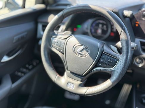 Used 2023 Lexus UX 250h F Sport image 12