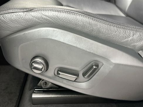 Certified 2024 Volvo XC90 B5 Plus image 20