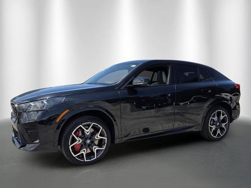 New 2026 BMW X2 xDrive28i w/ Technology Package AWD/4WD image 3