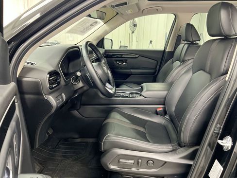 Used 2024 Honda Pilot Touring image 21