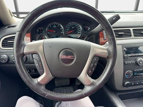 Used 2009 GMC Sierra 2500 SLT w/ Entertainment Package AWD/4WD image 27