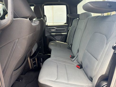 Used 2022 RAM 1500 Big Horn AWD/4WD image 12