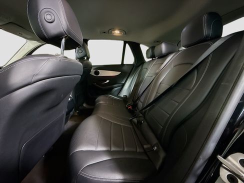 Used 2022 Mercedes-Benz GLC 300 w/ Premium Package Lite image 25
