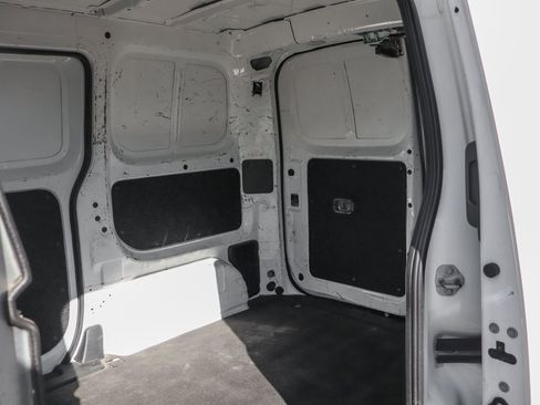 Used 2018 Nissan NV200 S w/ Cruise Control Package image 6