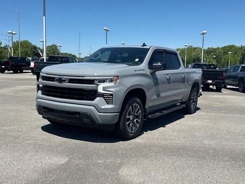 Used 2024 Chevrolet Silverado 1500 RST AWD/4WD image 8