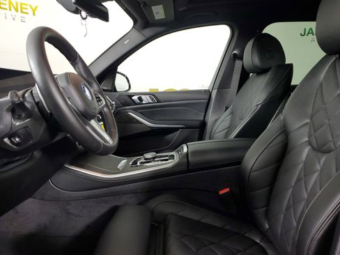 New 2026 BMW X5 xDrive50e w/ M Sport Package image 9