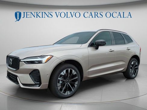 New 2026 Volvo XC60 B5 Plus w/ Protection Package Premier AWD/4WD image 7