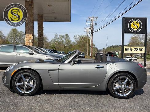 Used 2007 Saturn Sky image 4