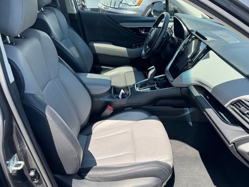 Used 2021 Subaru Outback Limited XT AWD/4WD image 30