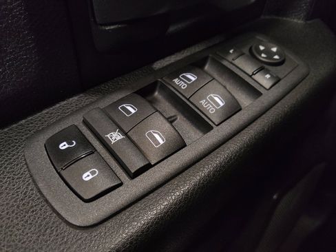 Used 2020 RAM 1500 Tradesman w/ Popular Equipment Group image 27