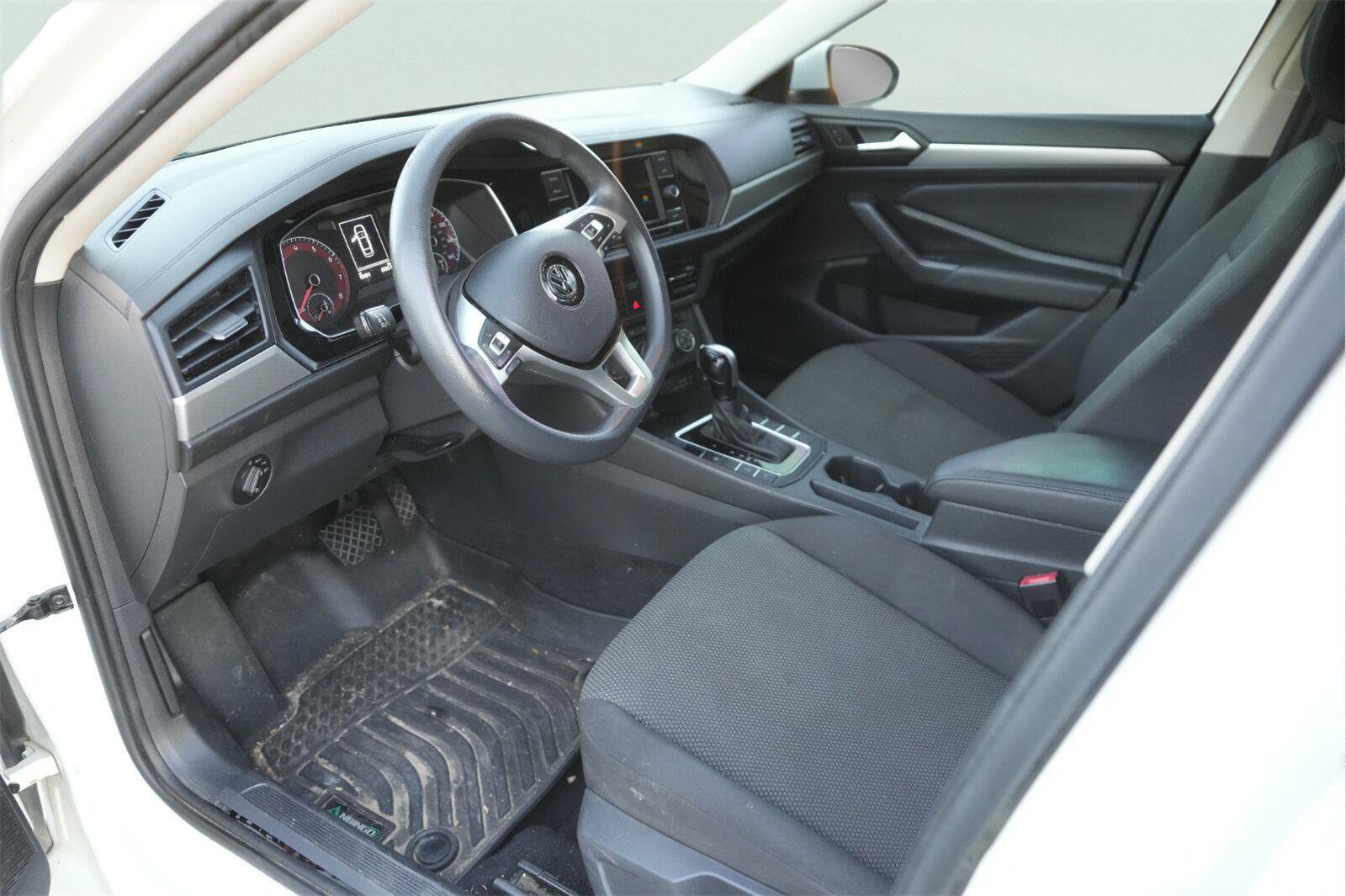 Used 2020 Volkswagen Jetta S w/ Driver Assistance Package FWD image 3