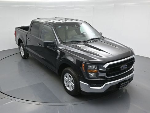 Used 2023 Ford F150 XLT image 35