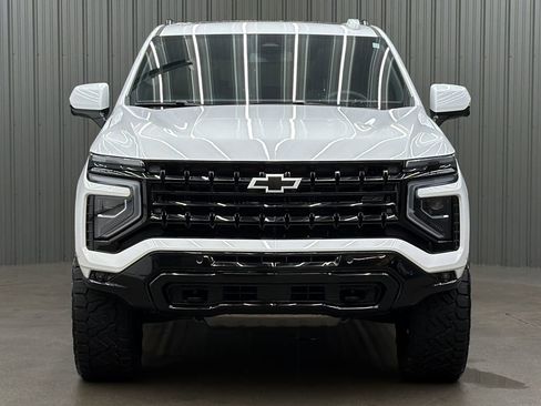 Used 2026 Chevrolet Tahoe Z71 w/ Comfort Package AWD/4WD image 8
