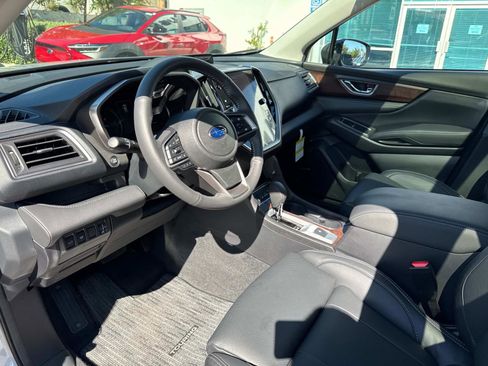 Used 2025 Subaru Ascent Touring image 17