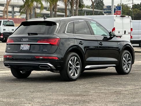 Used 2022 Audi Q5 2.0T Premium w/ Convenience Package AWD/4WD image 3