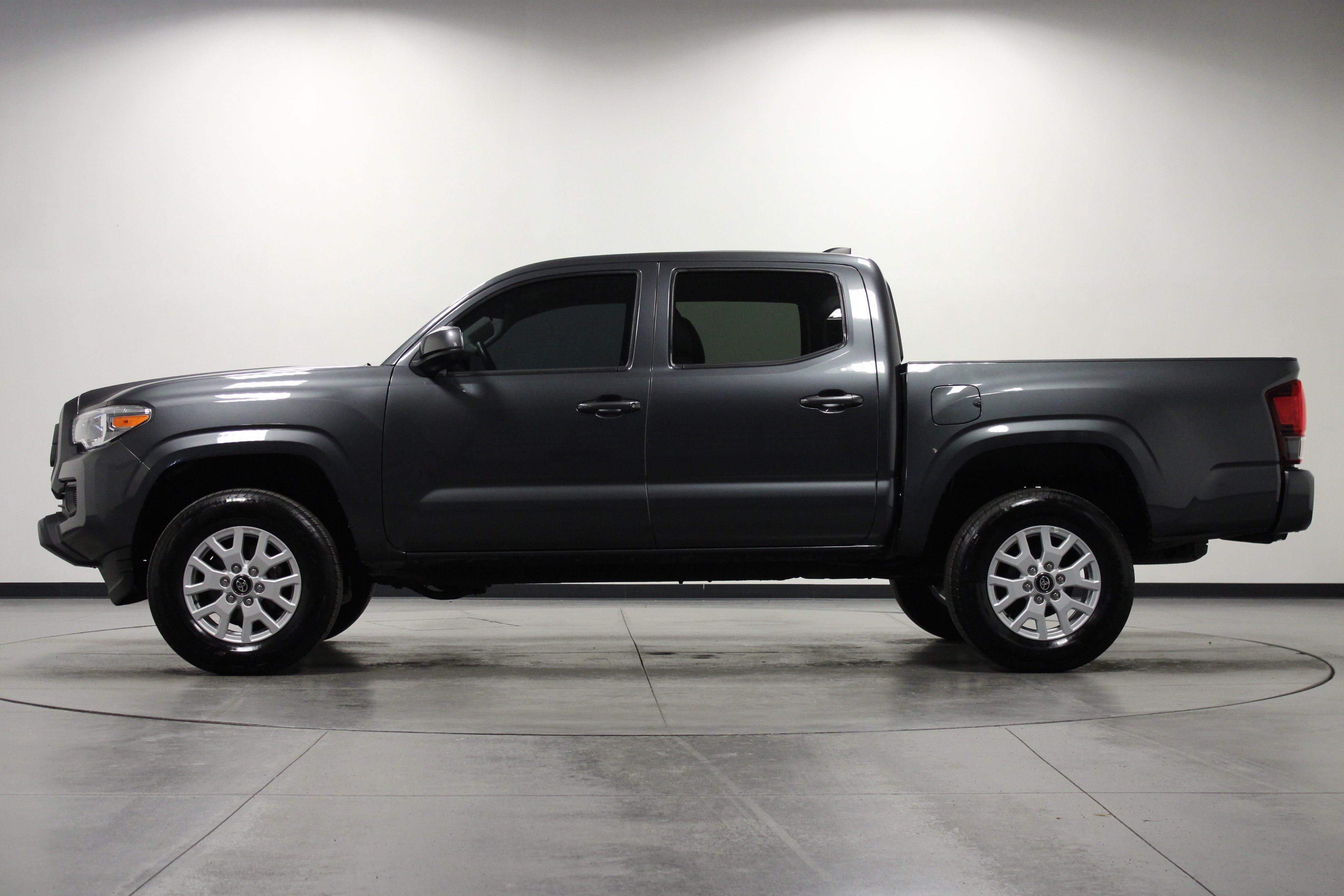 Used 2023 Toyota Tacoma SR RWD image 7