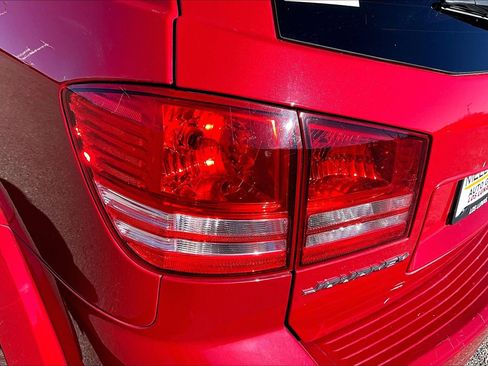 Used 2018 Dodge Journey SE w/ Popular Equipment Group image 23